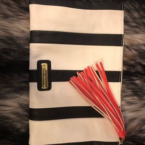 Steve Madden clutch